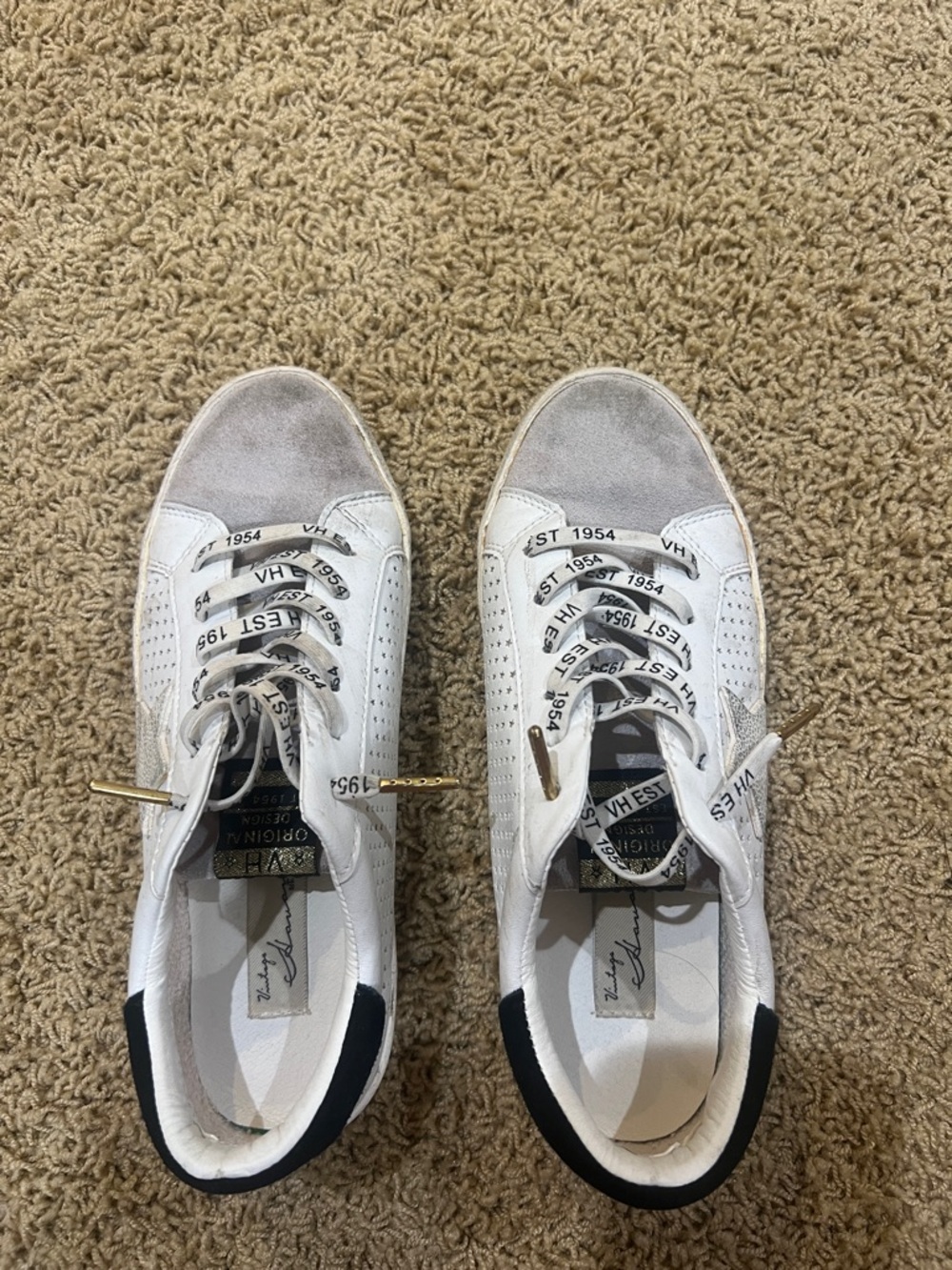 Vintage Havana White and Gray Low-Top Sneakers
